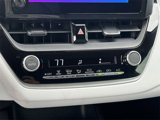 Used 2026 Toyota Corolla SE image 18