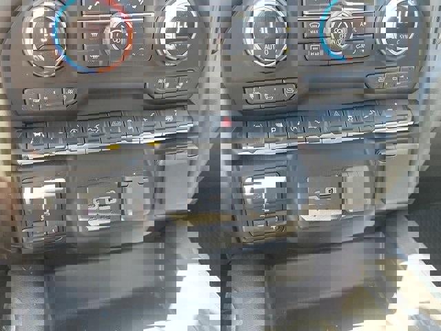 Used 2020 Chevrolet Silverado 1500 LTZ w/ LTZ Plus Package image 22