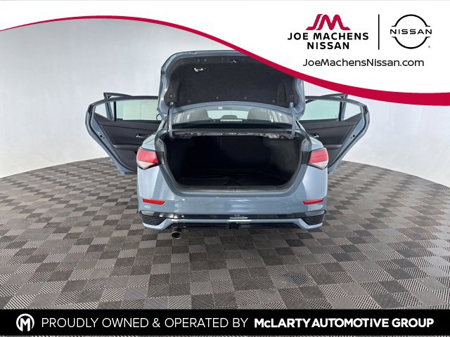 Certified 2025 Nissan Sentra SR w/ SR Premium Package image 15