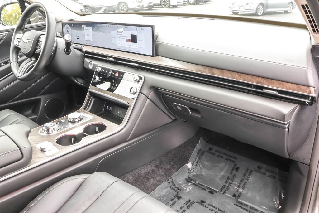 Used 2025 Genesis GV80 2.5T Select image 36