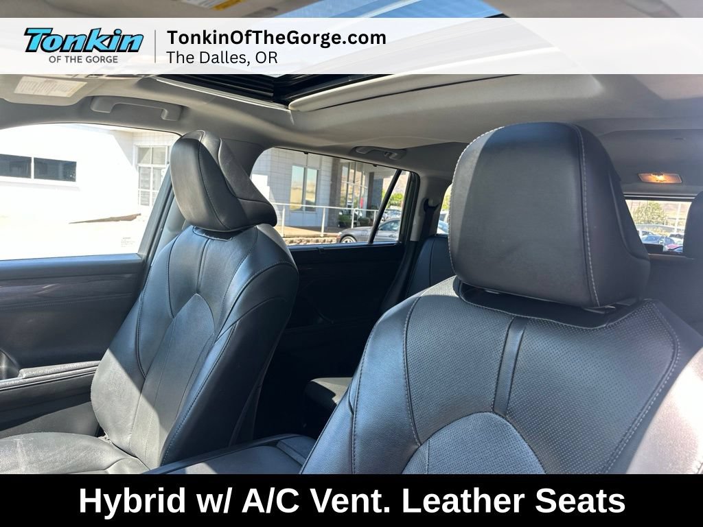 Used 2023 Toyota Highlander Limited AWD/4WD image 18