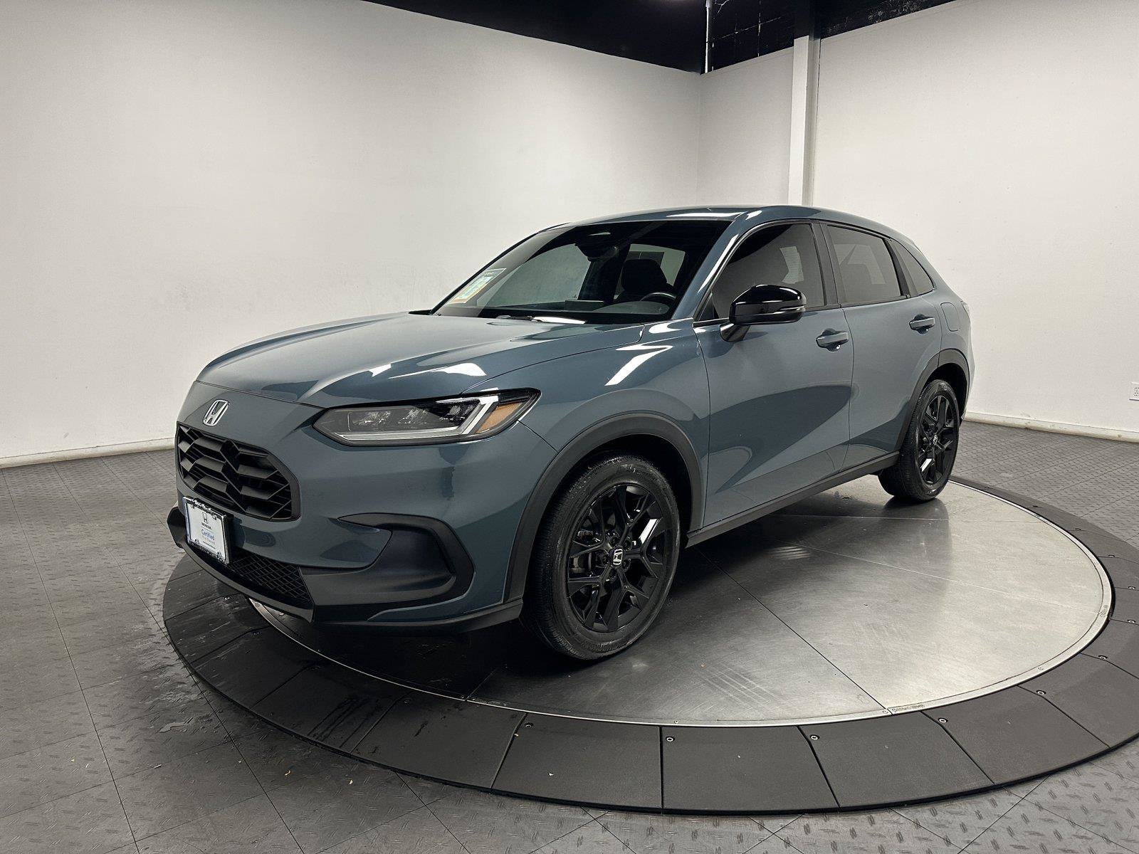 Used 2024 Honda HR-V Sport image 1