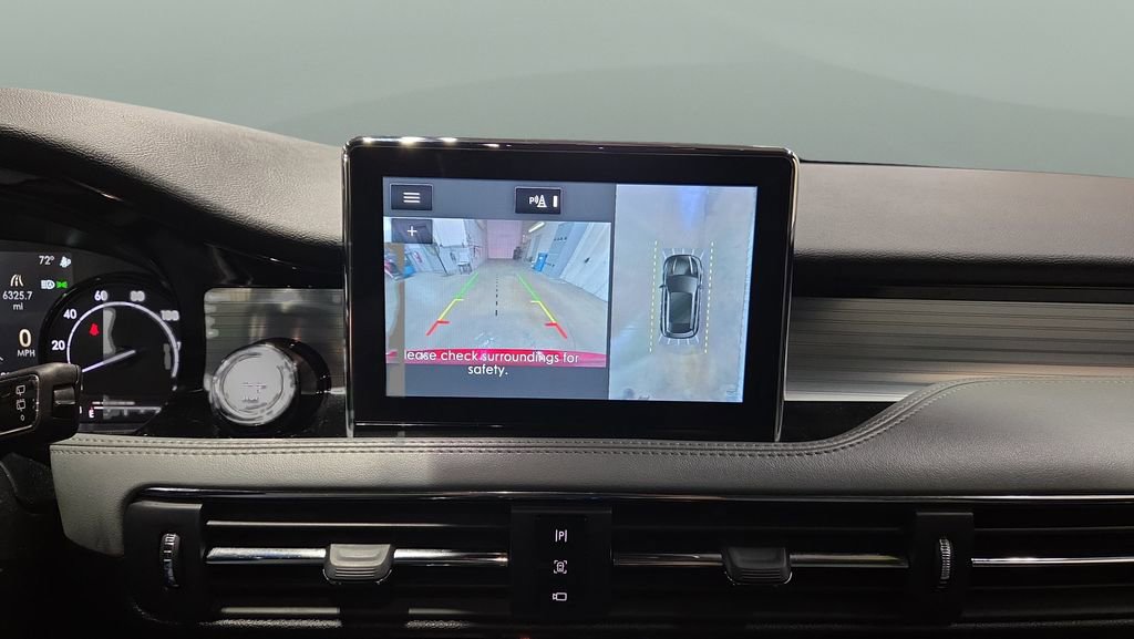Used 2021 Lincoln Corsair FWD image 16