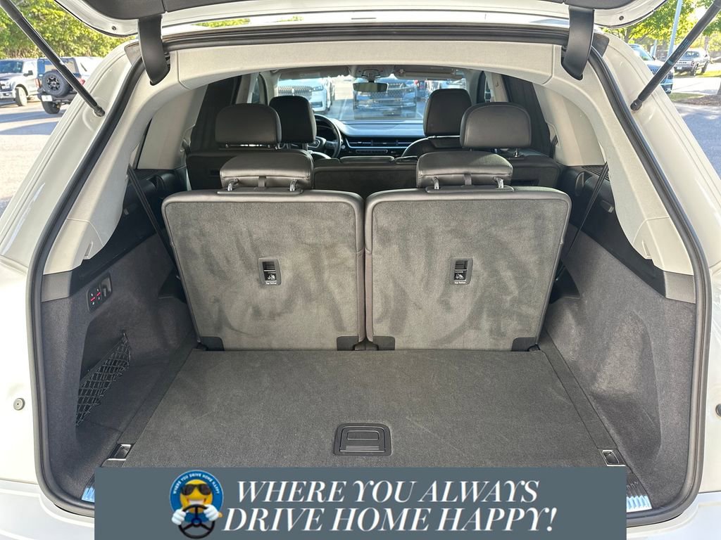 Used 2019 Audi Q7 3.0T Prestige w/ Prestige Package image 27