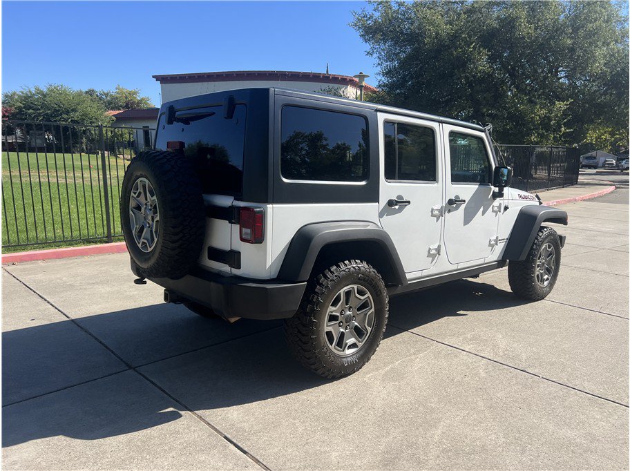 Used 2013 Jeep Wrangler Unlimited Rubicon w/ Connectivity Group AWD/4WD image 5