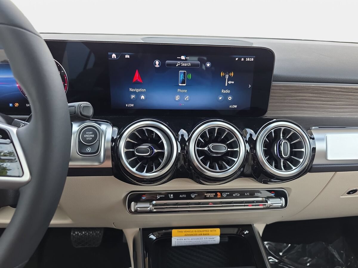 New 2026 Mercedes-Benz GLB 250 image 20