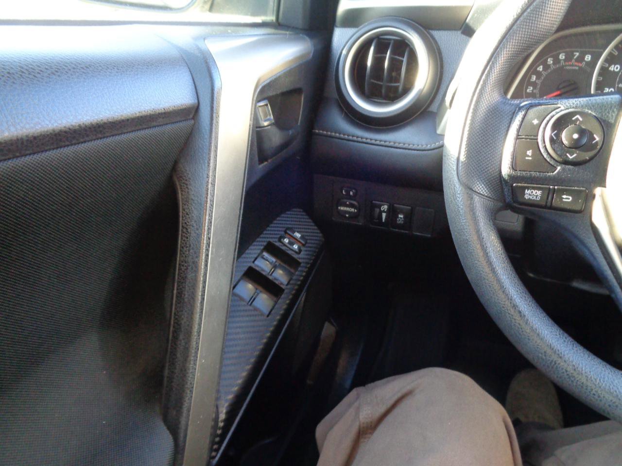 Used 2013 Toyota RAV4 XLE image 25