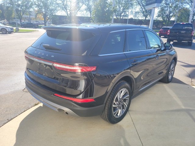 Certified 2024 Lincoln Corsair AWD w/ Equipment Group 101A image 9