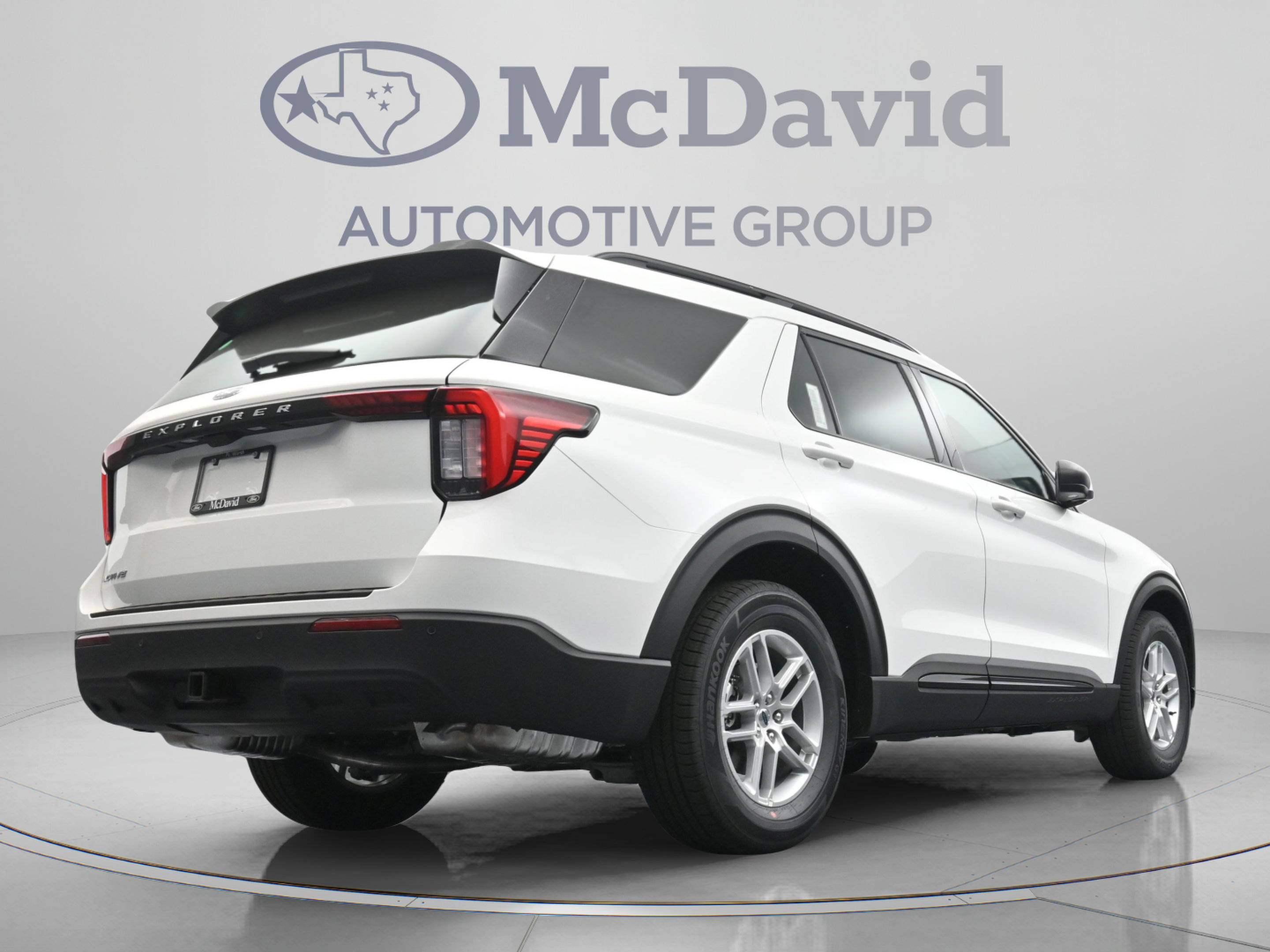 New 2026 Ford Explorer Active RWD image 16