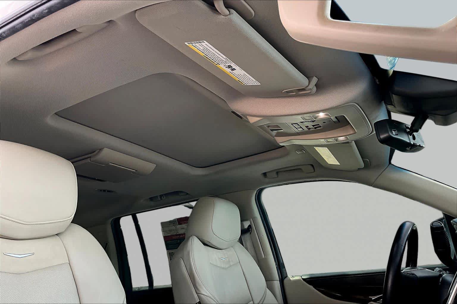 Used 2019 Cadillac Escalade ESV Premium Luxury RWD image 14