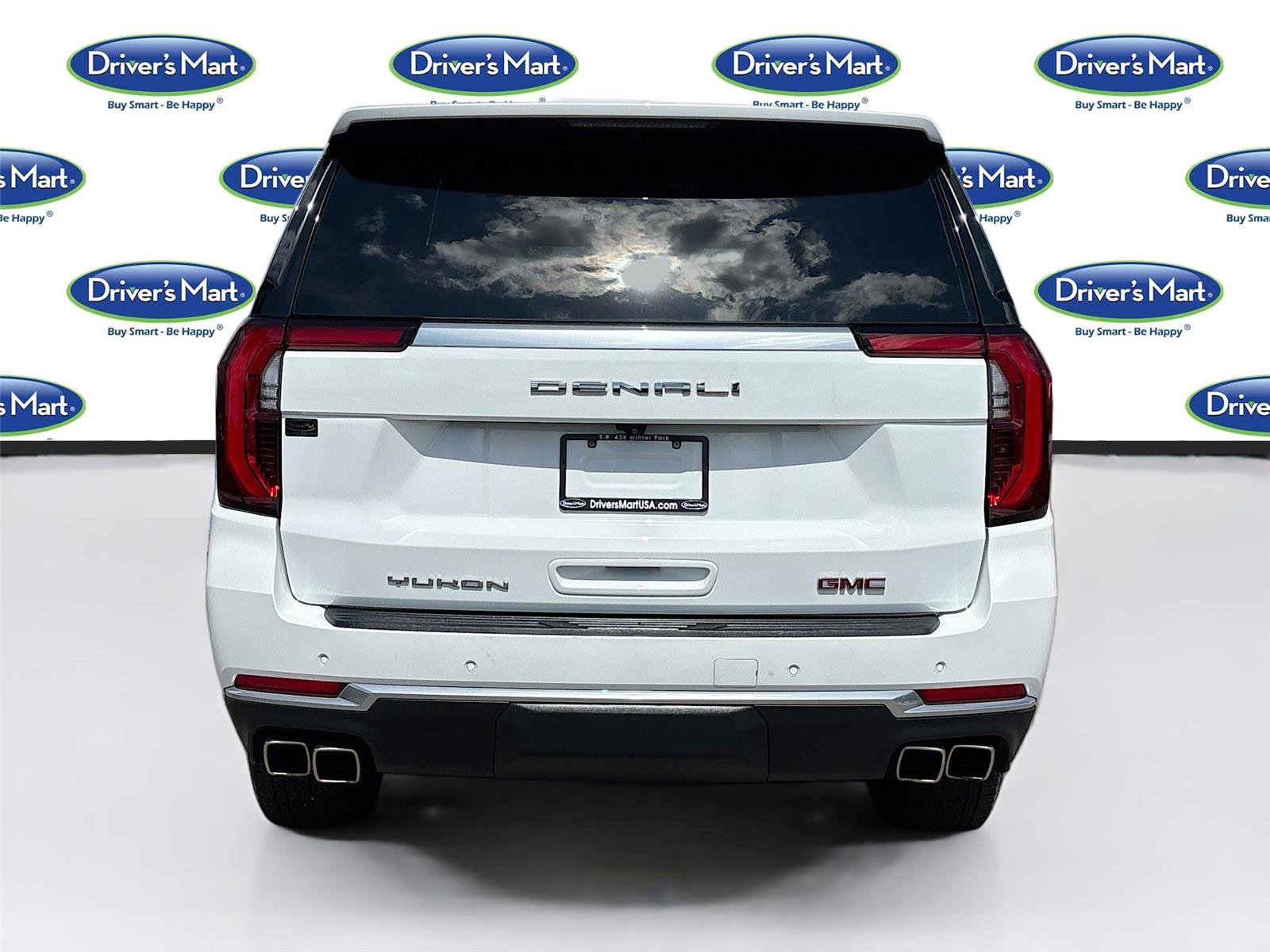 Used 2025 GMC Yukon Denali RWD image 6