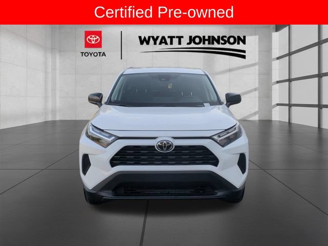 Certified 2025 Toyota RAV4 LE FWD image 8