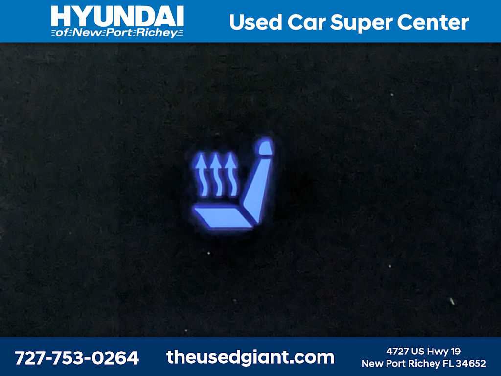 Used 2026 Hyundai Santa Fe SEL FWD image 30