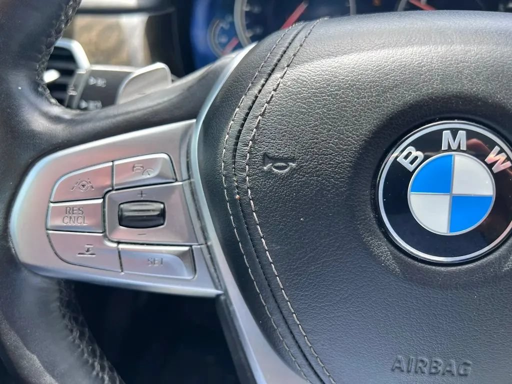 Used 2018 BMW 740i RWD image 29