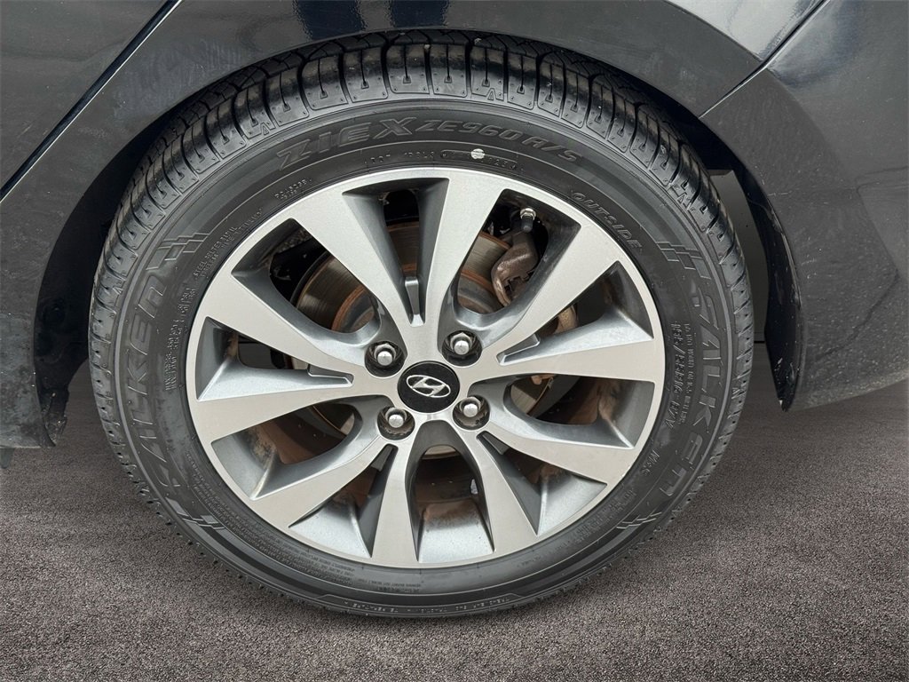 Used 2015 Hyundai Accent Sport image 7