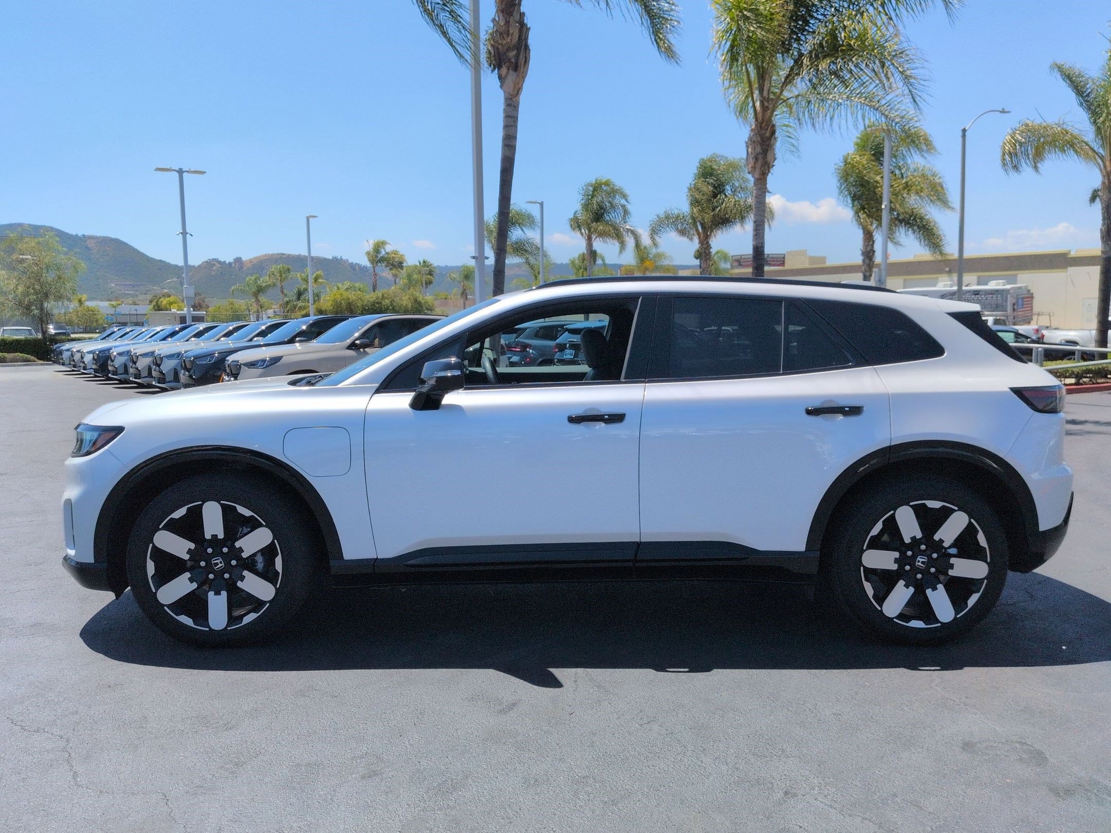 Used 2025 Honda Prologue Elite image 7