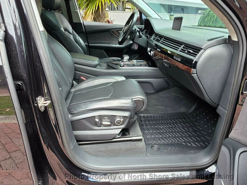 Used 2017 Audi Q7 3.0T Prestige AWD/4WD image 27