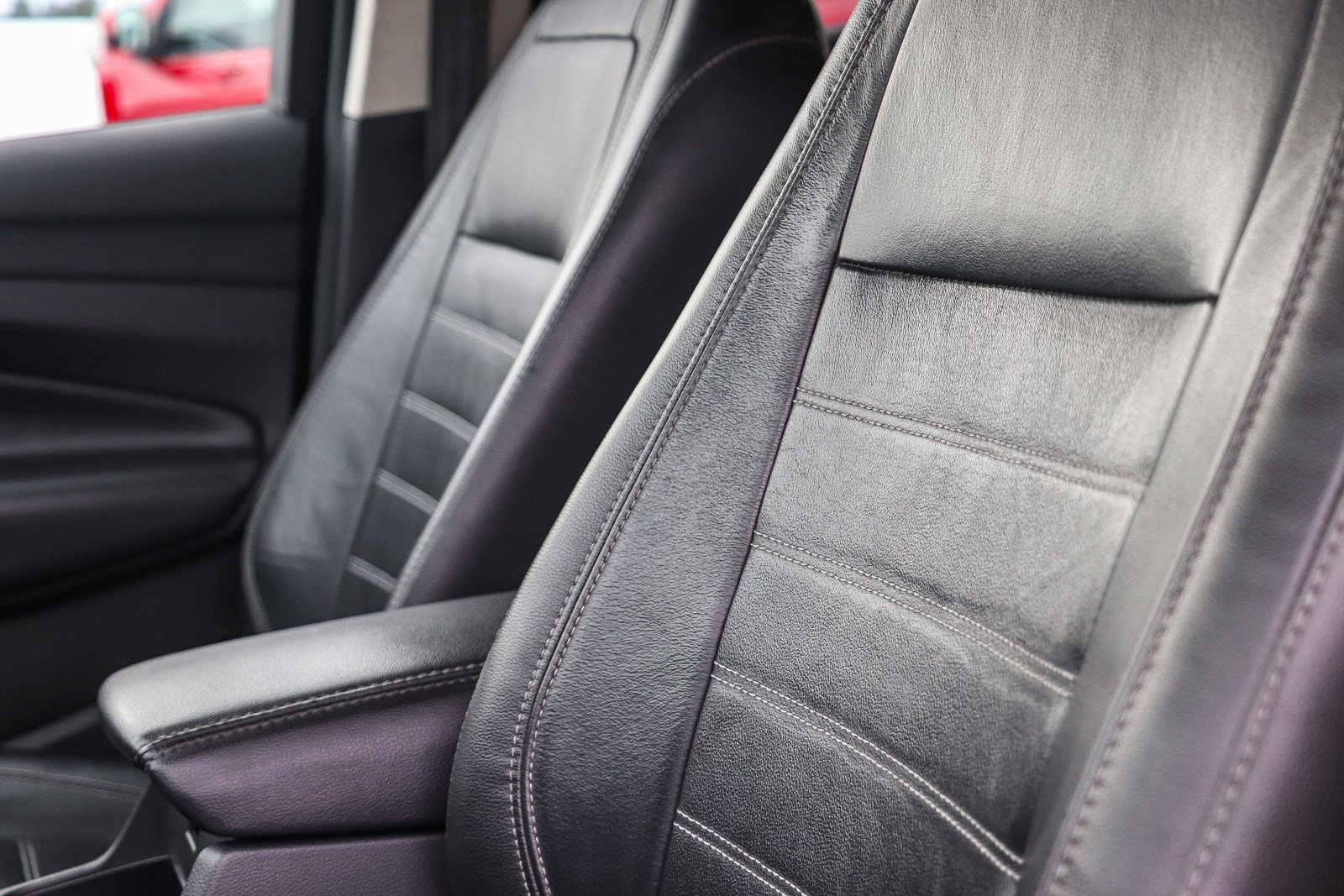 Used 2018 Ford Escape SEL image 25