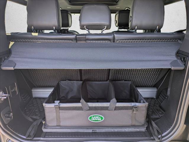 Certified 2023 Land Rover Defender 90 SE AWD/4WD image 6