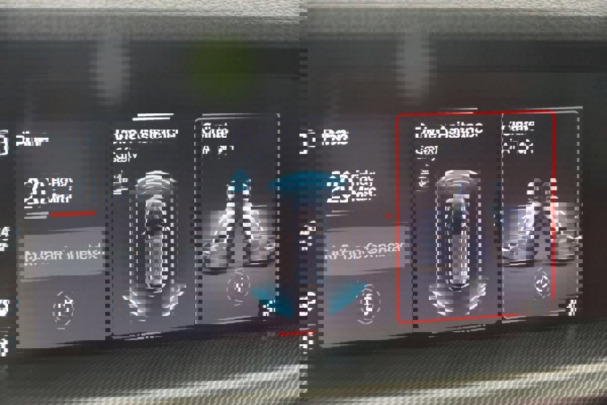 Used 2024 Alfa Romeo Stelvio Veloce image 22