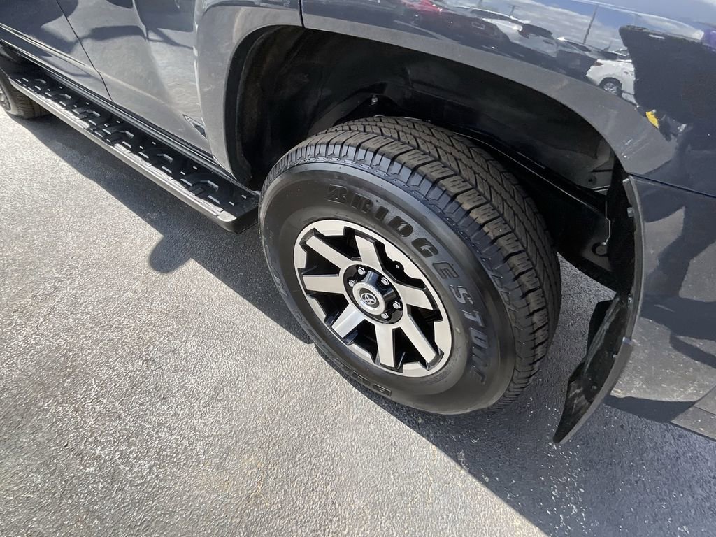 Used 2024 Toyota 4Runner TRD Off-Road image 25