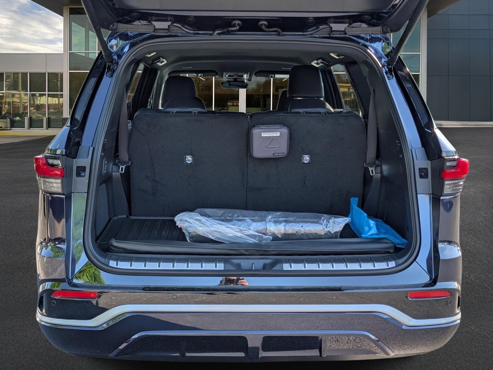 New 2026 Lexus TX 500h AWD w/ Technology Package image 11