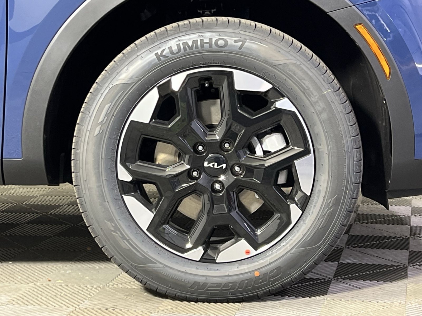 New 2026 Kia Sorento S AWD/4WD image 10