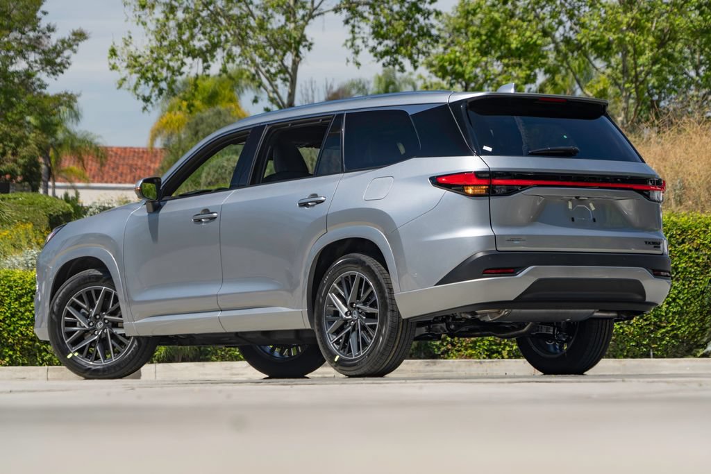 New 2026 Lexus TX 350 AWD image 2