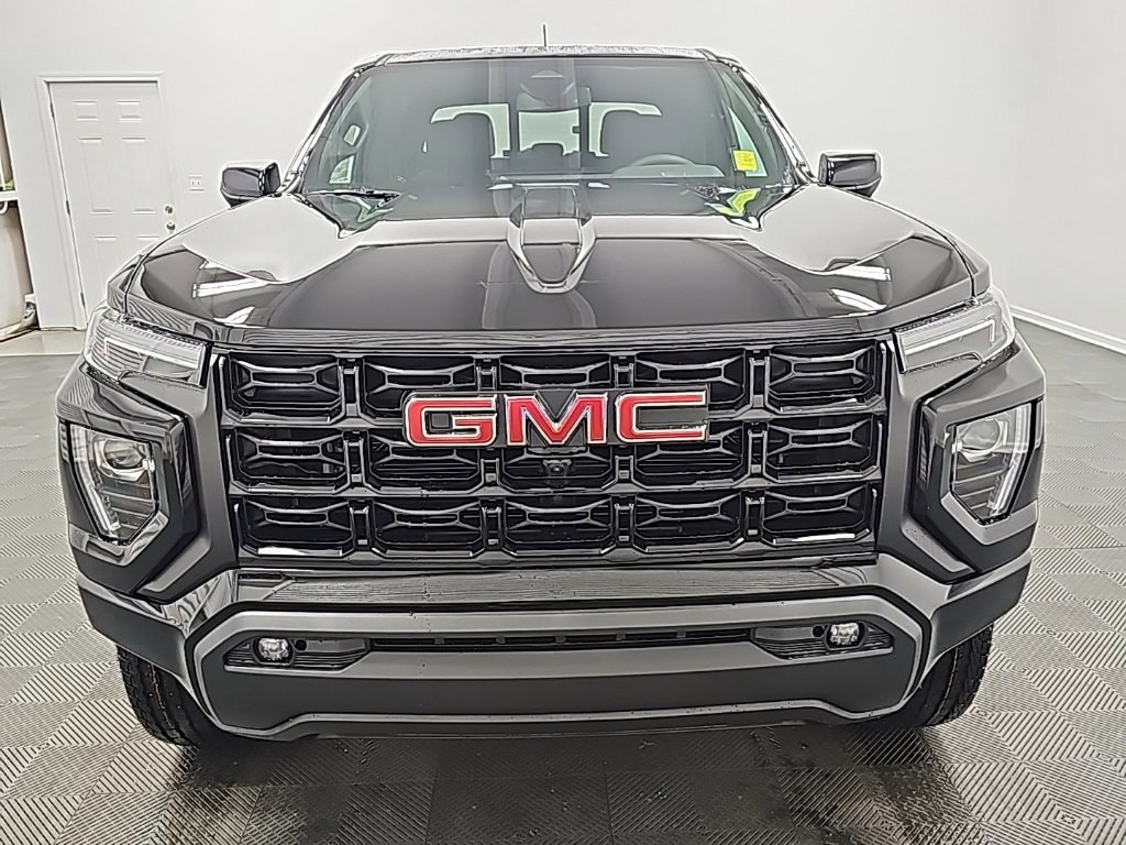 New 2026 GMC Canyon Elevation w/ Convenience Package image 3