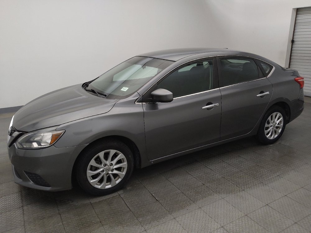 Used 2018 Nissan Sentra SV FWD image 2