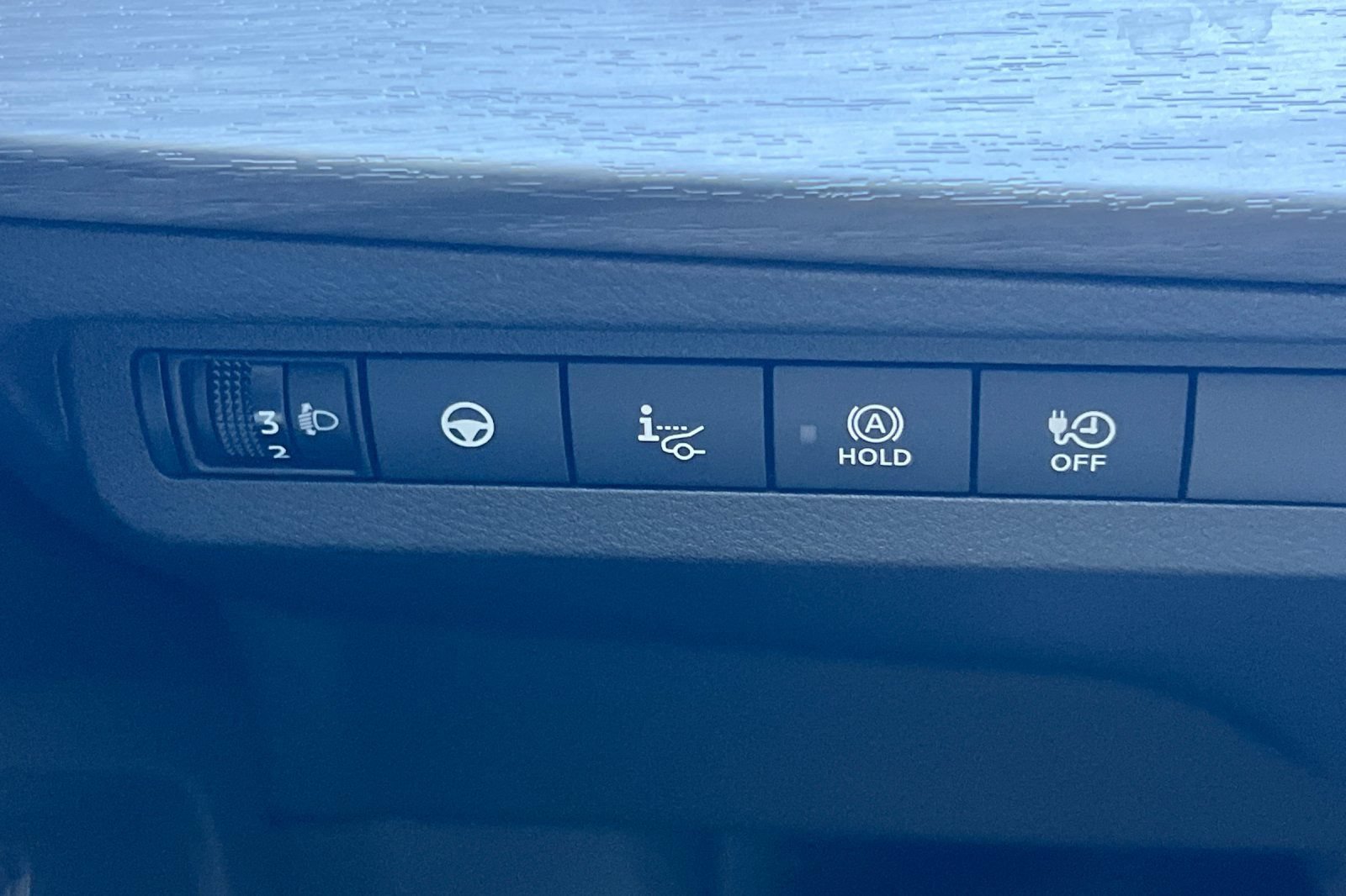 Certified 2023 Nissan Ariya FWD image 32