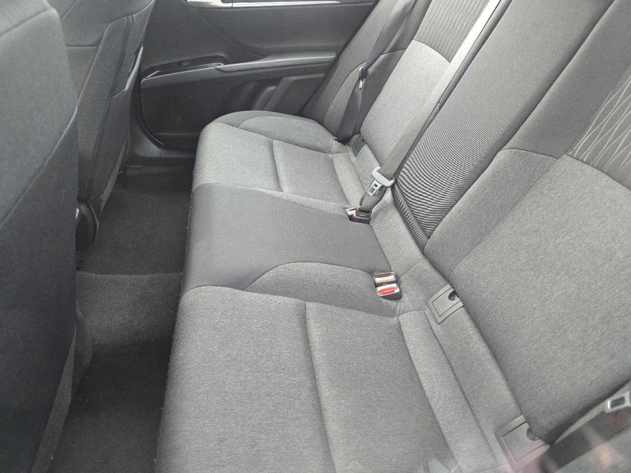 Used 2025 Toyota Camry LE image 23