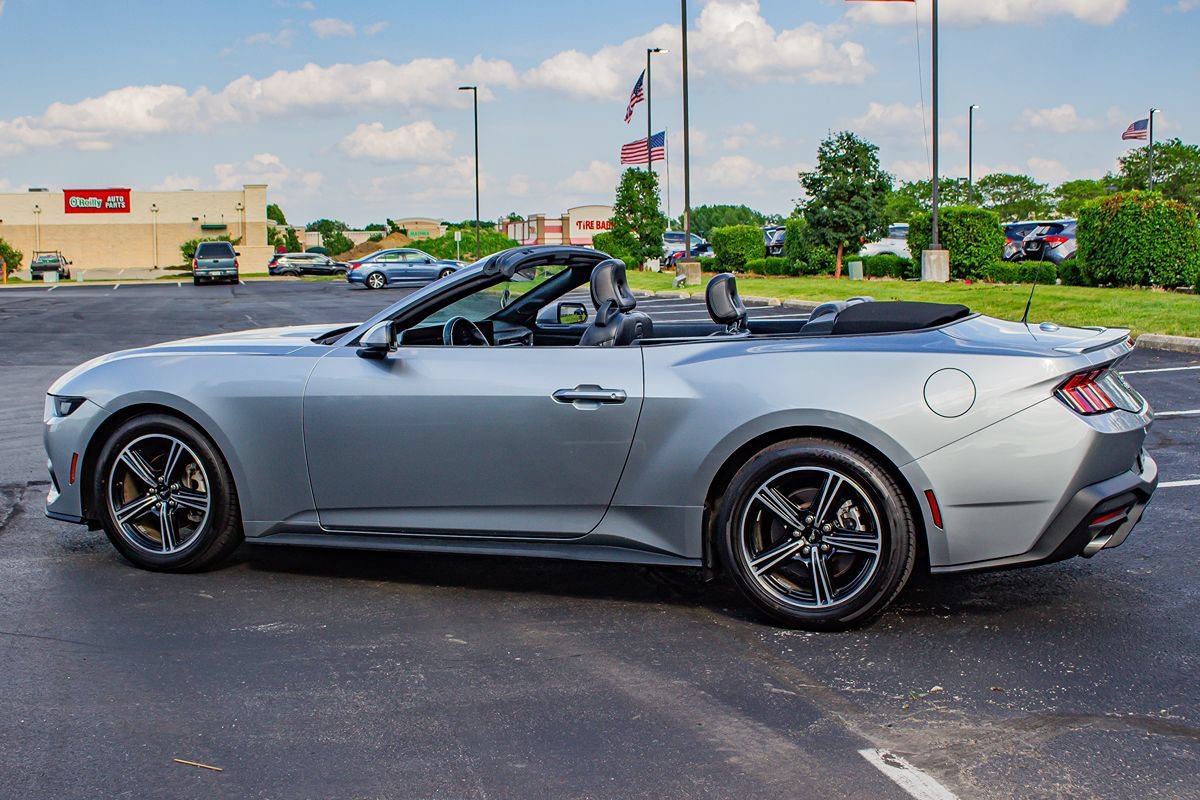 Used 2024 Ford Mustang EcoBoost Premium Convertible 2 RWD image 6