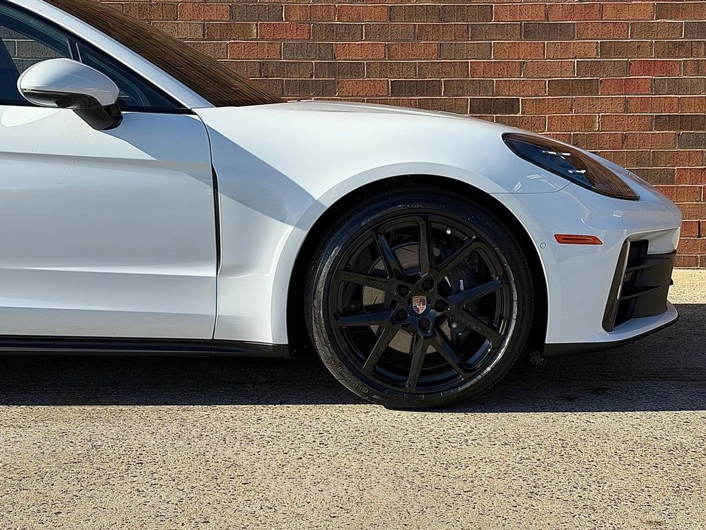 New 2026 Porsche Panamera 4 AWD/4WD image 11