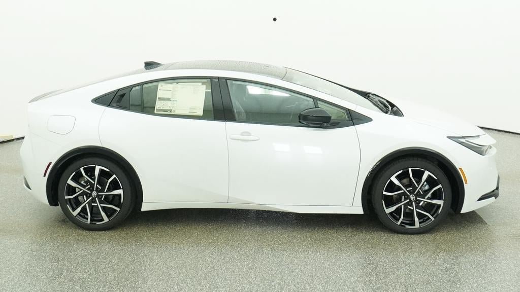 New 2027 Toyota Prius Plug-In Hybrid w/ Limited Premium Package FWD image 11