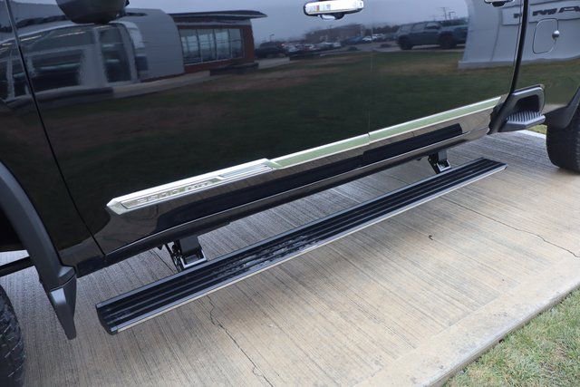 Used 2025 Chevrolet Silverado 2500 High Country w/ High Country Premium Package image 35