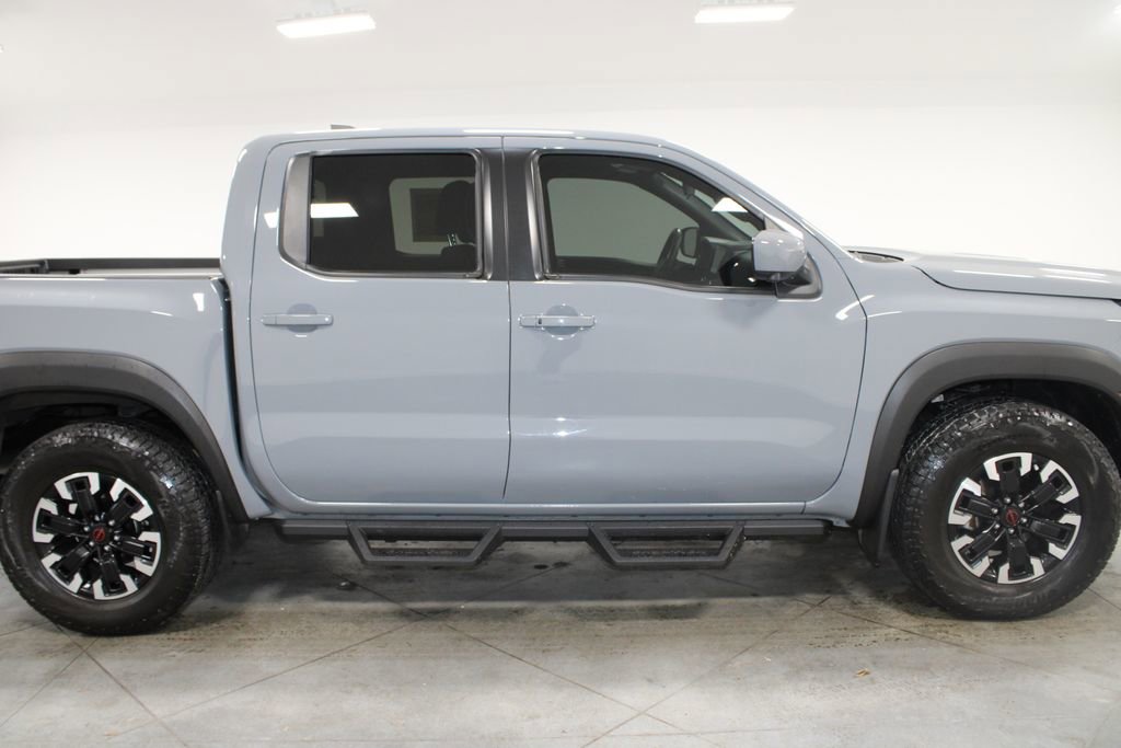 Used 2024 Nissan Frontier PRO-4X w/ Pro Convenience Package image 11