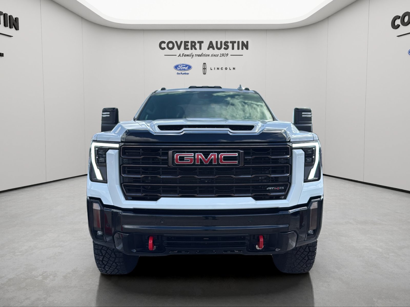 Used 2024 GMC Sierra 2500 AT4X AWD/4WD image 8