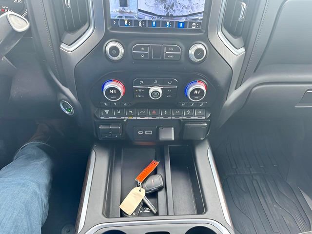 Used 2022 GMC Sierra 2500 Denali w/ Denali Ultimate Package image 11