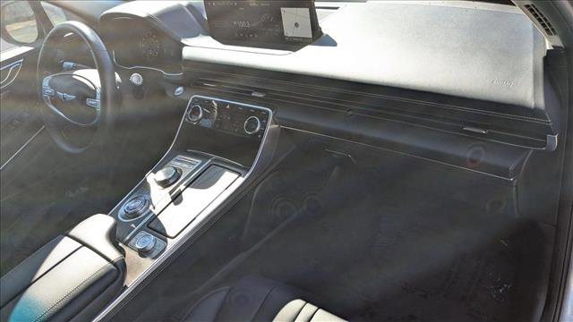 Used 2024 Genesis GV80 2.5T image 29