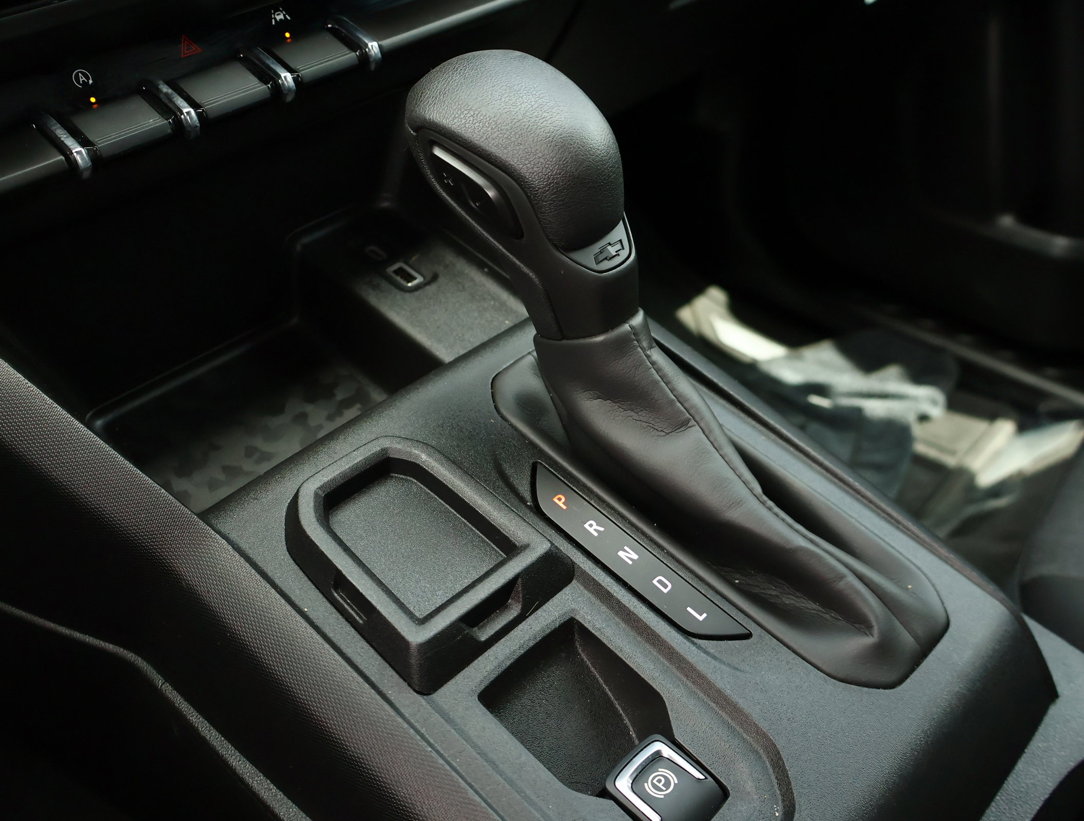Used 2024 Chevrolet Colorado W/T RWD image 15