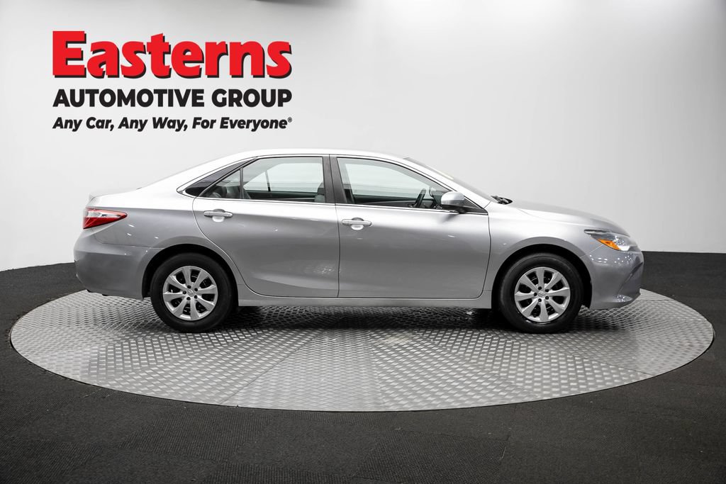 Used 2015 Toyota Camry LE FWD image 4