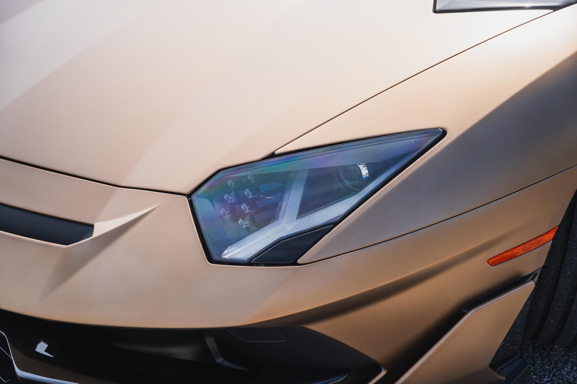 Used 2021 Lamborghini Aventador SVJ AWD/4WD image 27