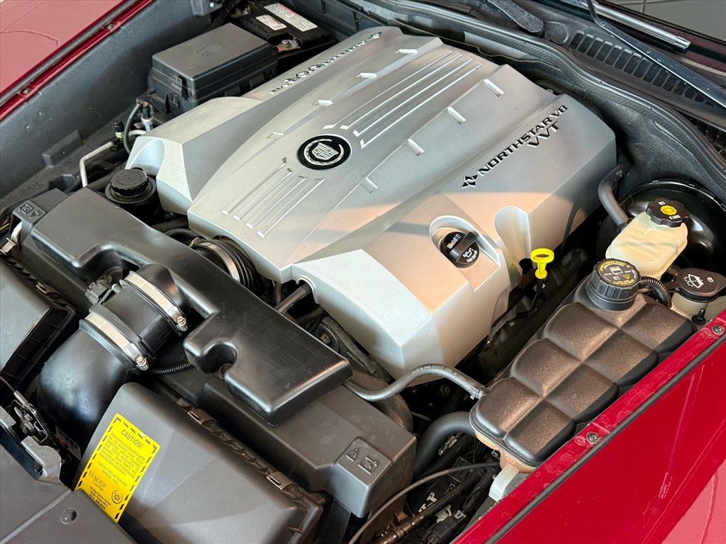Used 2007 Cadillac XLR RWD image 32