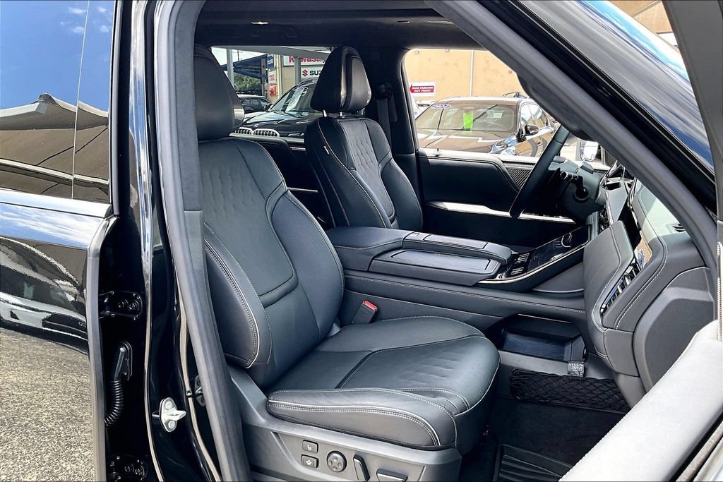Certified 2026 INFINITI QX80 Autograph w/ Premium Cargo Package AWD/4WD image 10