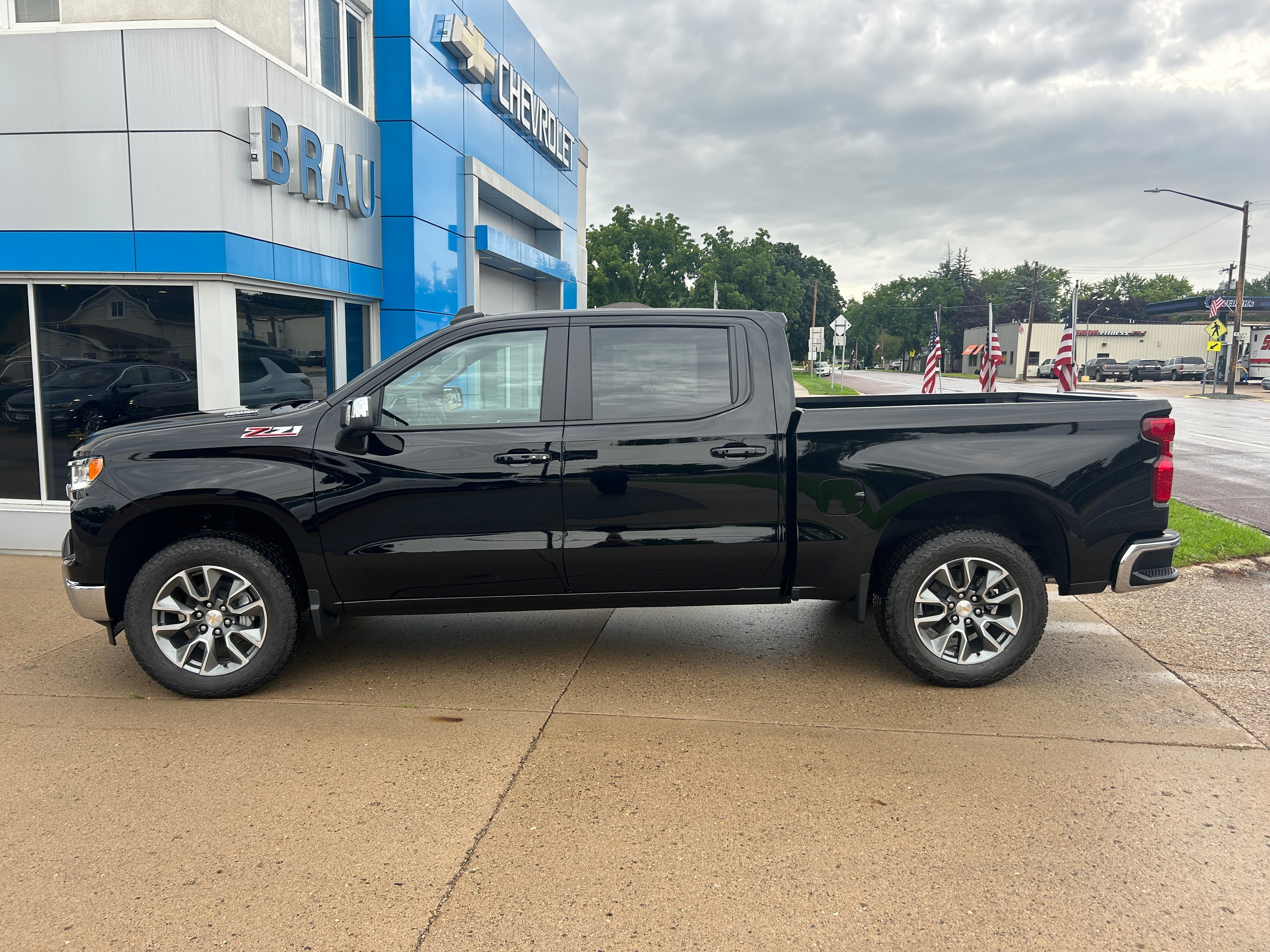 New 2026 Chevrolet Silverado 1500 LT
