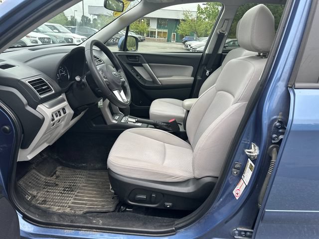 Used 2017 Subaru Forester 2.5i Premium AWD/4WD image 9