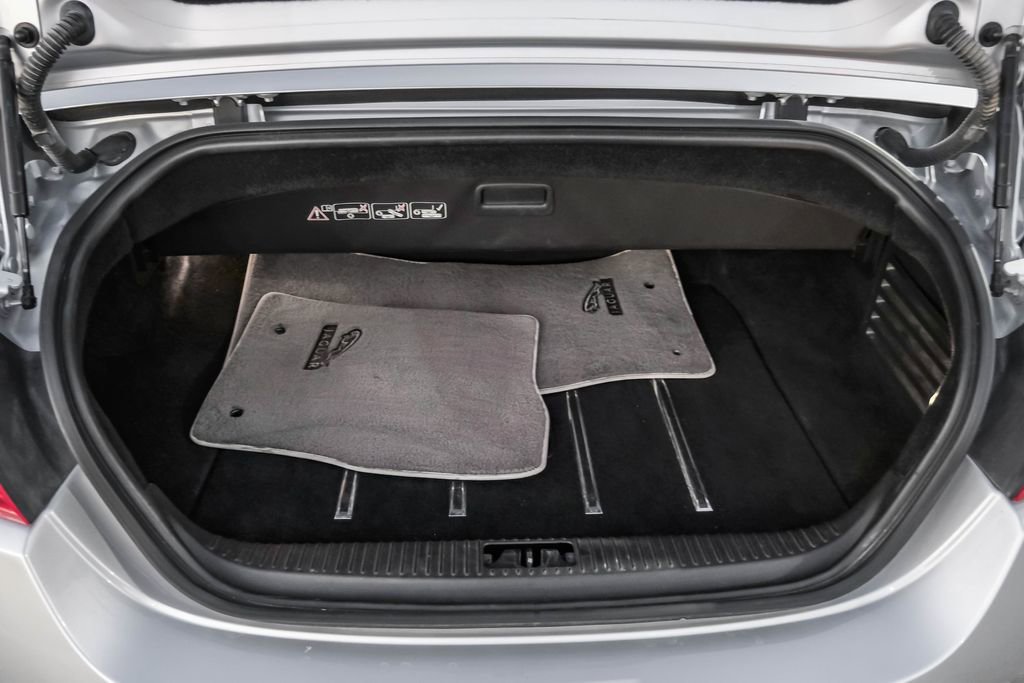 Used 2010 Jaguar XK Convertible image 48