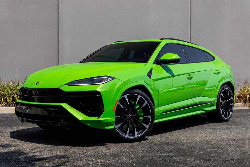 Used 2025 Lamborghini Urus SE image 28