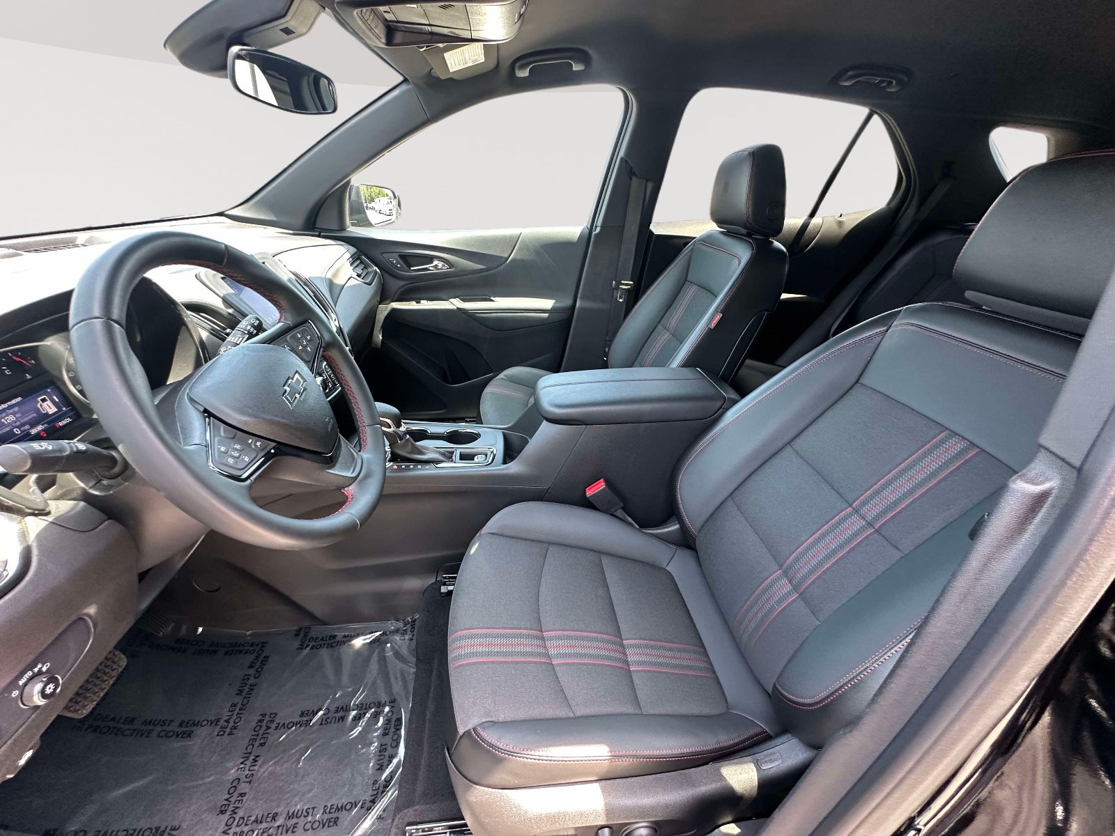 Used 2023 Chevrolet Equinox RS w/ LPO, Floor Liner Package FWD image 23